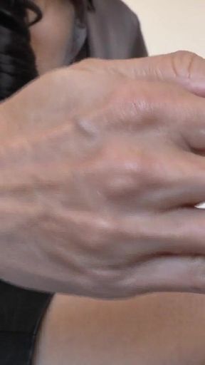 Elegant Hands, Presented by Lady Victoria Valente