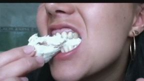 LORY CHEWING MEAT (A)