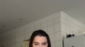 Social Media Model @MariBoo @Sextoys and #Solo #Natural Big Tits #Shaved Pussy #Brunette gratis film movie | Tik.Porn