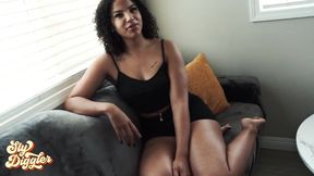 Light-skinned babe welcomes big American cock