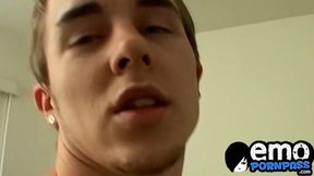 Young twink Kelly Cooper masturbates his cock in hot solo