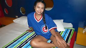 ”Big booty Thai STEPMOM massage with a happy end for her customer”