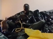 latex slave piss in bag with gasmask breathplay