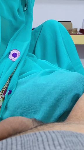 Jija and Sali fucking pussy - Desi Bhabhi Giving Handjob To her Lover   Clip 1