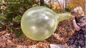Blow to Pop green Kalisan Soap Crystal 24'' Outside