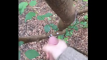 Risky cumshot in the middle of a trail