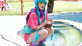 ”TEEN PIES Dragon Ball Dick - Jessie Saint”