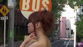 Reverse Route: Woman Passes Her Love Through the Glans