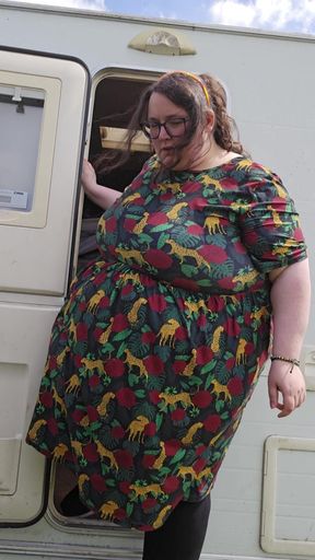 SSBBW Ladybrads Vs Caravan Door