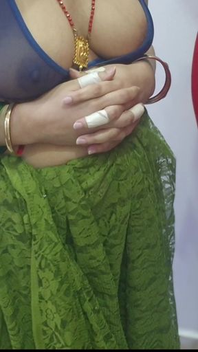 Tailor Taking Measurements of Alisha Bhabhi with His Fingers