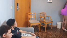 Seductive MILF teaches hubby how to pleasure Latina beauty