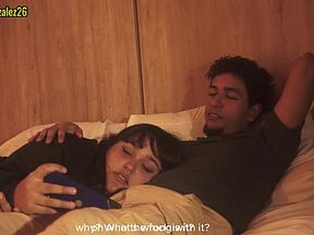 Tengo sueño hermanastro, dejame acostarme en tus piernas, pero no metas tu pene en mi boca por favor