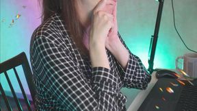 hairypussyangel - update #9 - hairypussy milf drink a lot of sparkling water and then i burp, a lot of burps, then pissing in the toilet - jul 06, 2024