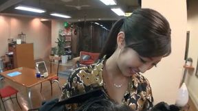 That Salon Where Her Eyes Keep Meeting Mine Like She Wants More