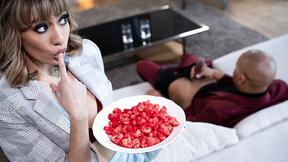 ”Brazzers - Janice Griffith Needs This black cock Soo Bad”