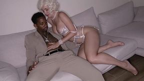 What a stunning babe plays with his monstrous bbc before doggy fuck