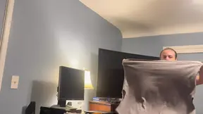 Mama comes in shows me her ass and sucks me off and swallows all my cum!