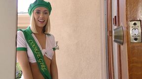 sky pierce sucks and rides mike hunt s cock
