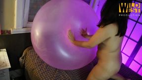 Ride Pop and Squirt on Big Wubble Ball