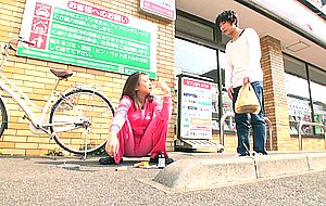 Eat the fish without hesitating for pleasure! ! bimbo d