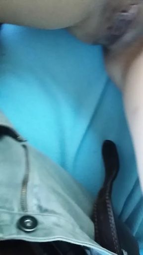 Sex in the car with fingers