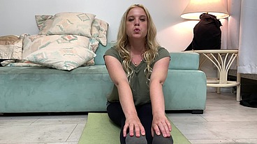 Stepmom gets fucked by stepson while doing yoga to help his porn addiction - Erin Electra