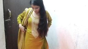 Indian college girl ko paise dekar jabar dasti pela