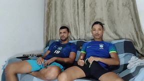 mao amiga no intervalo do jogo