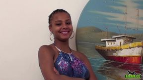 a unica cena de sexo dessa morena brasileira - rafaela nunes - loupan