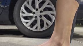 Meaty Barefoot Gas Pumping - Soulslovesoles