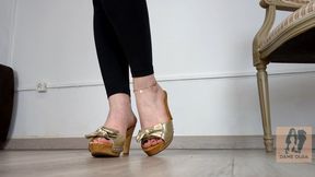 (581) Shoe Collection: Wooden Platform and Golden Mules - Dame Olga (720p)