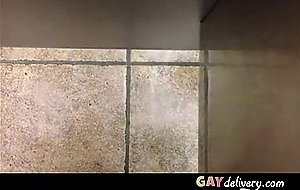 Understall Suck