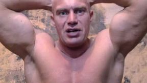 Buffed Dad Jerks and Shows Muscles and Hot Assplay,hole,spanks!