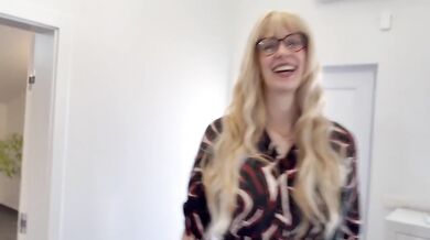 Real Estate Agent Realtor Fucks Realtor Bribe Tour Guide Standing Missionary
