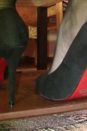 Vintage_sewing on My Granny's Old Singer Sewing Machine in Black Pantyhose and Suede Louboutins