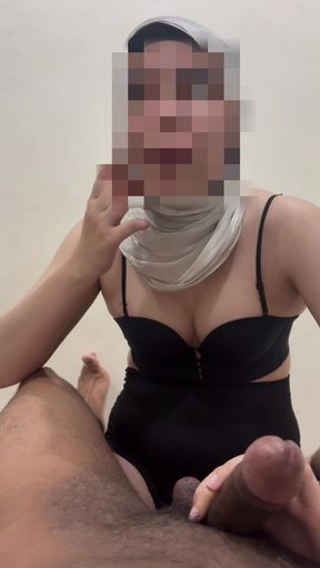 Hijabis Malay Girl Sucks Cock Until Ejaculation