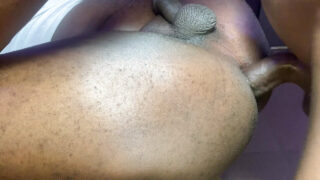 BBC bez zabezpieczenia napaleni amatorzy indyjscy geje w pozycji misjonarskiej aż do wybuchowego finału