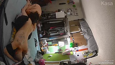 Thick sexy gf fucks ass with strap-on