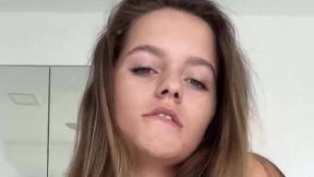 Social Media Creator @katerina_23 @Showing Boobs and #Naked #Brunette #Natural Big Tits #Solo hd sexy nsfw | Tik.Porn