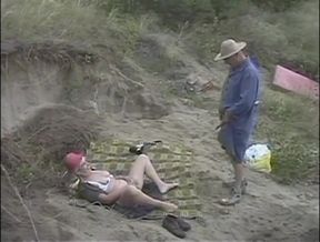 Mature couple hairy pussy fucking in dogging position