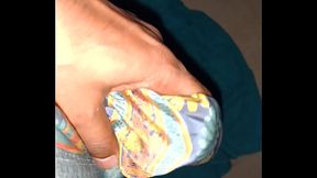 Jerking off with saree cumshot