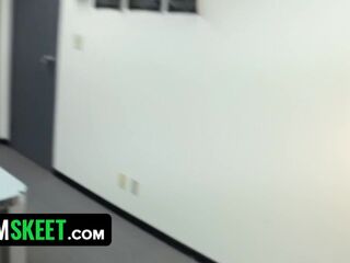 Hot teen hooks up with a smooth-talking dude