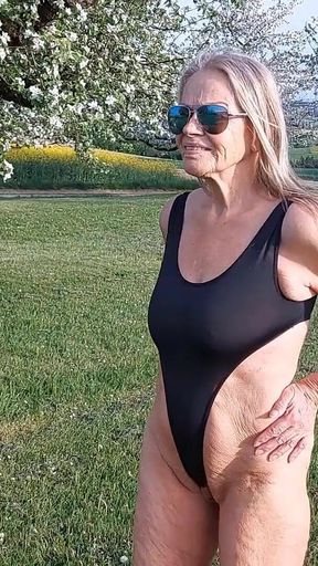 Best Moments of Sexy Mature Martina West!