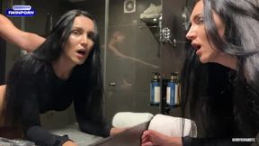 Personal fitness trainer fucks gym goer to motivate him to workout