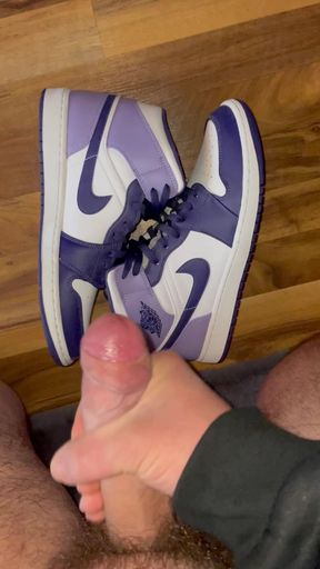Cum on Nike Air Jordan