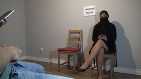 Muslim Woman Fucking in Waiting Room