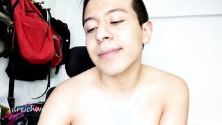 Spitting the underarm
