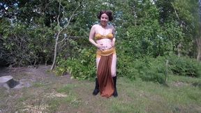 Princess Leia Cosplay in the Garden