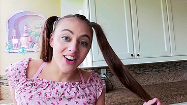 Gia Derza Babysitter Blowjob and Cowgirl Creampie