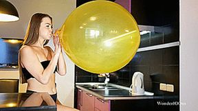 Emma B2P big yelllow Full HD